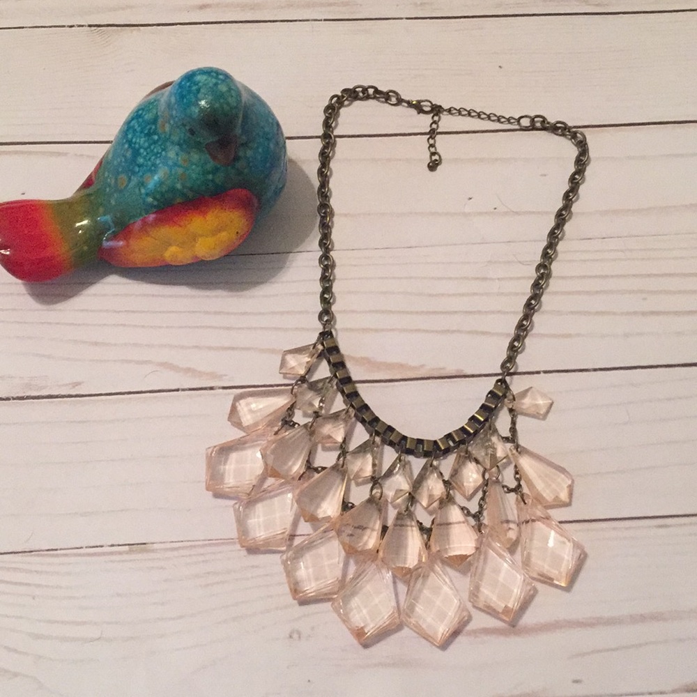 Peach and brass chunky necklace 🎉